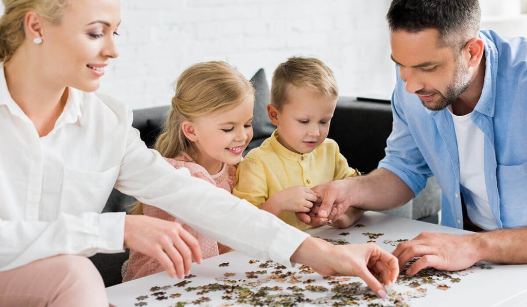 A Healthy Distraction: The Benefits of Jigsaw Puzzles for Children