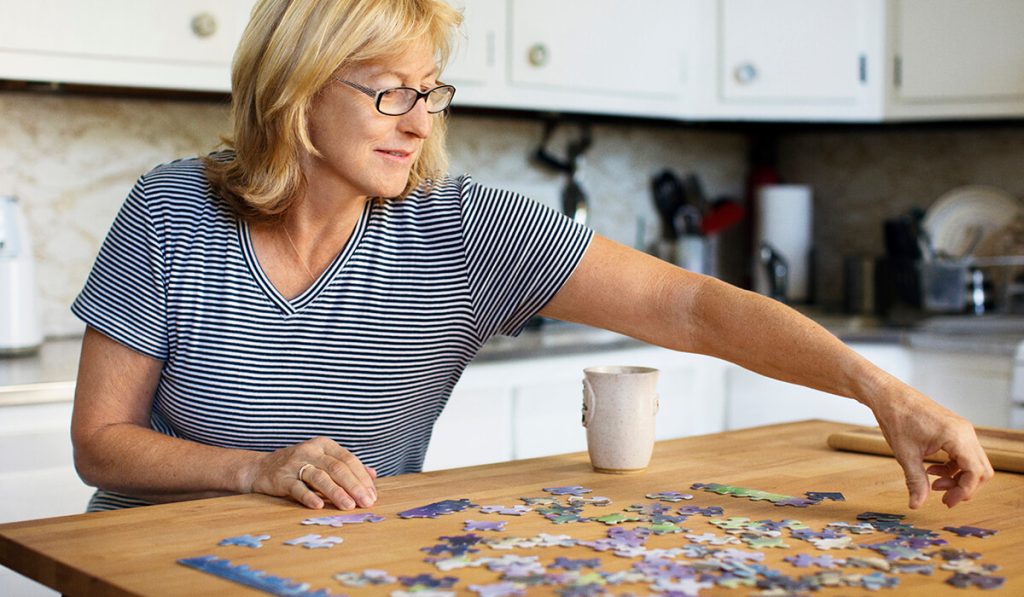 Mental Health Benefits of Jigsaw Puzzle #8: BREAKs away FROM DIGITAL LIFE