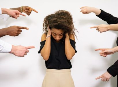 How to Deal with Criticism Without Losing Confidence - selfcare