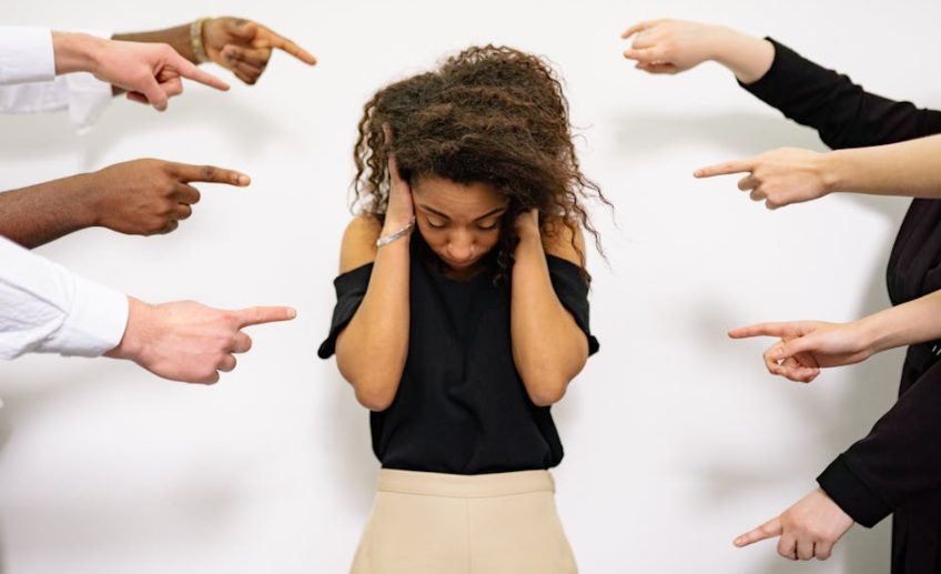 How to Deal with Criticism Without Losing Confidence - selfcare